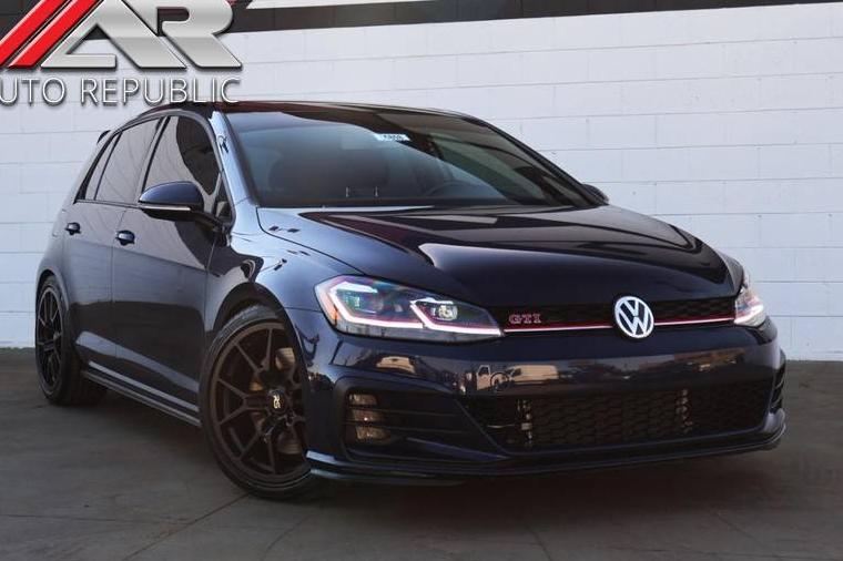 VOLKSWAGEN GOLF GTI 2019 3VW6T7AU4KM024004 image